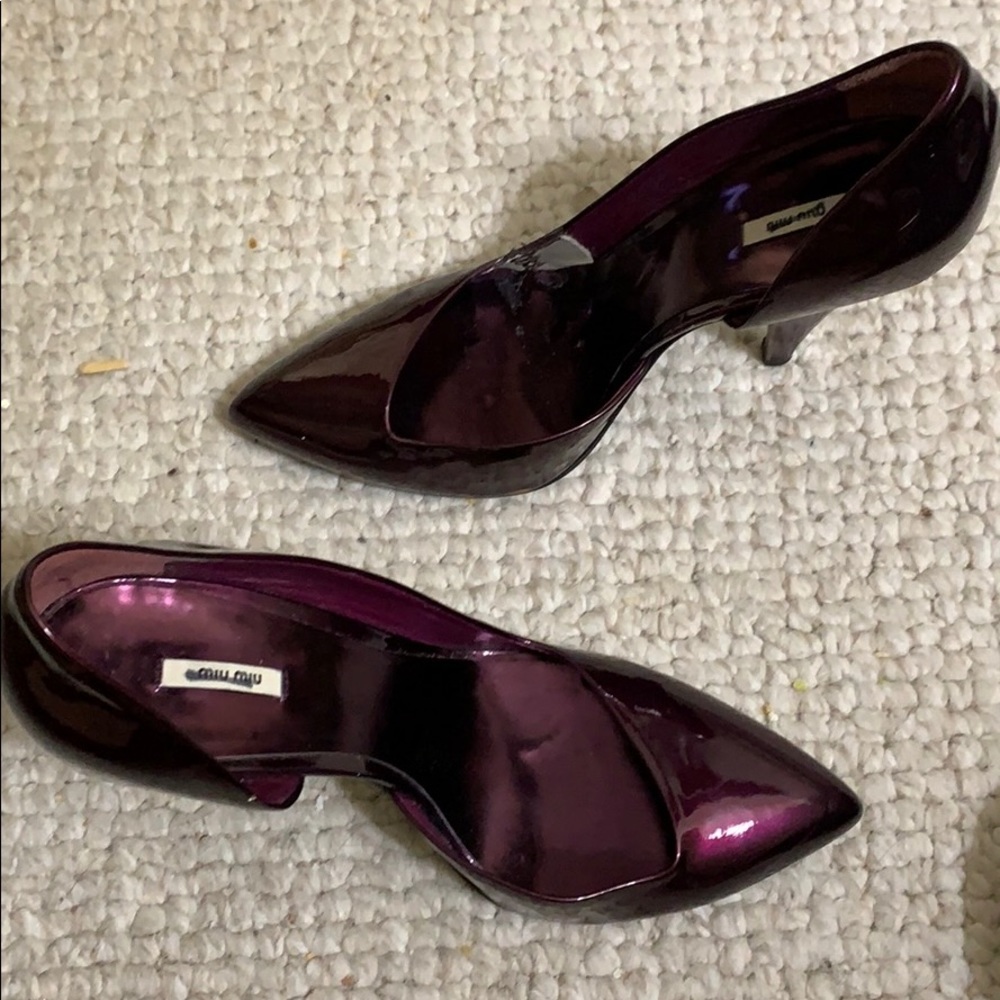 Shoes - Picture 4 of 5